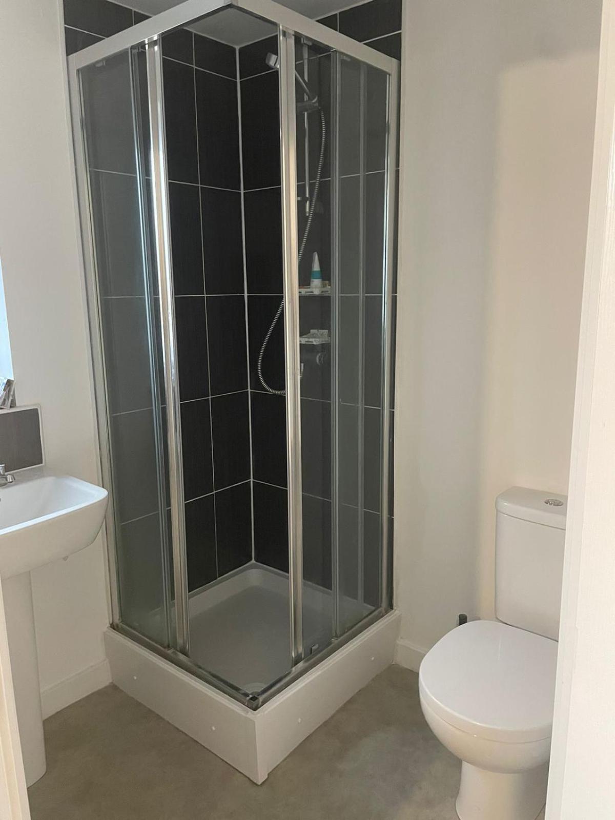 Village House St Mellons - Close To A48 And M4 Cardiff Exteriör bild