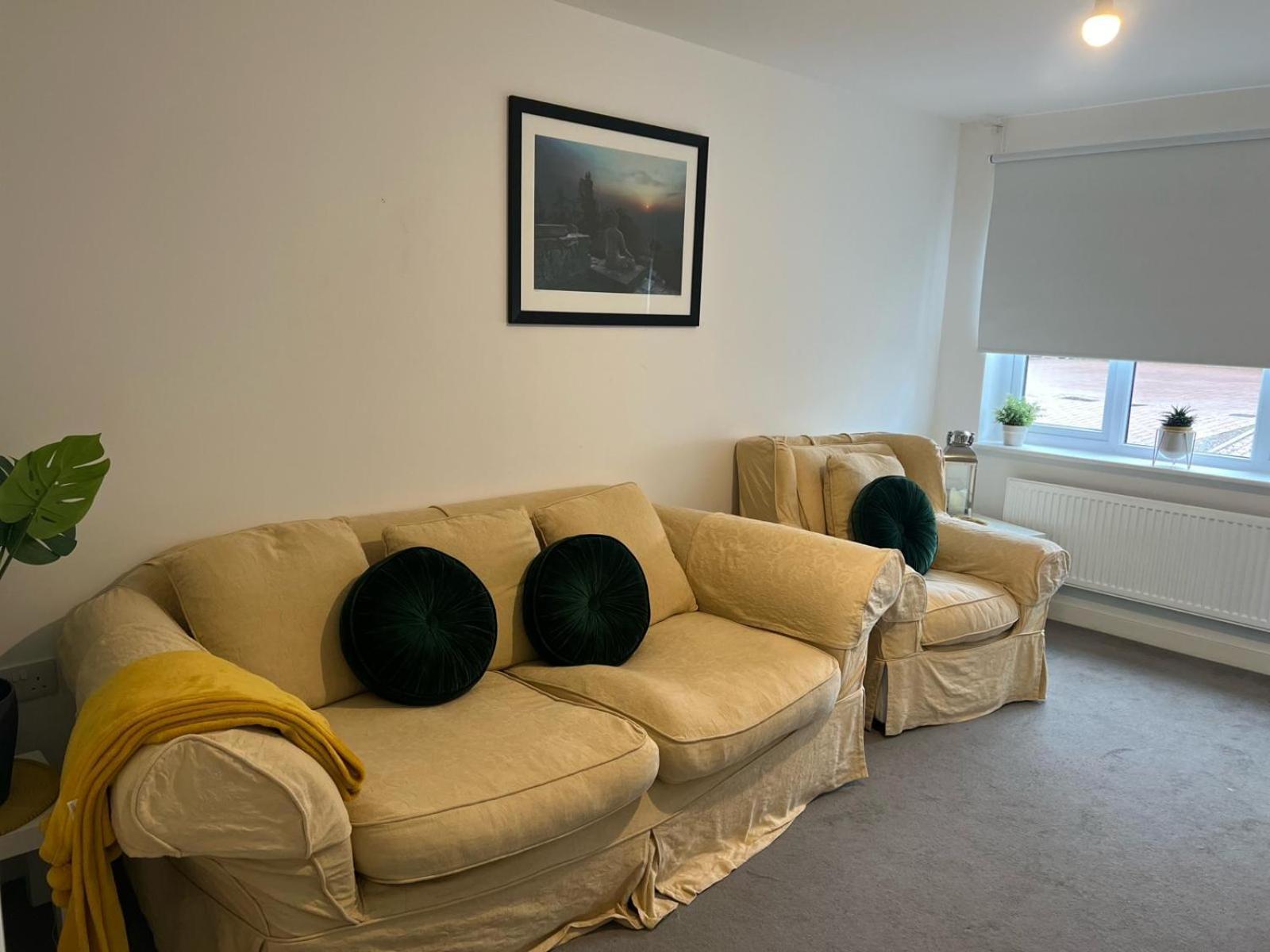 Village House St Mellons - Close To A48 And M4 Cardiff Exteriör bild